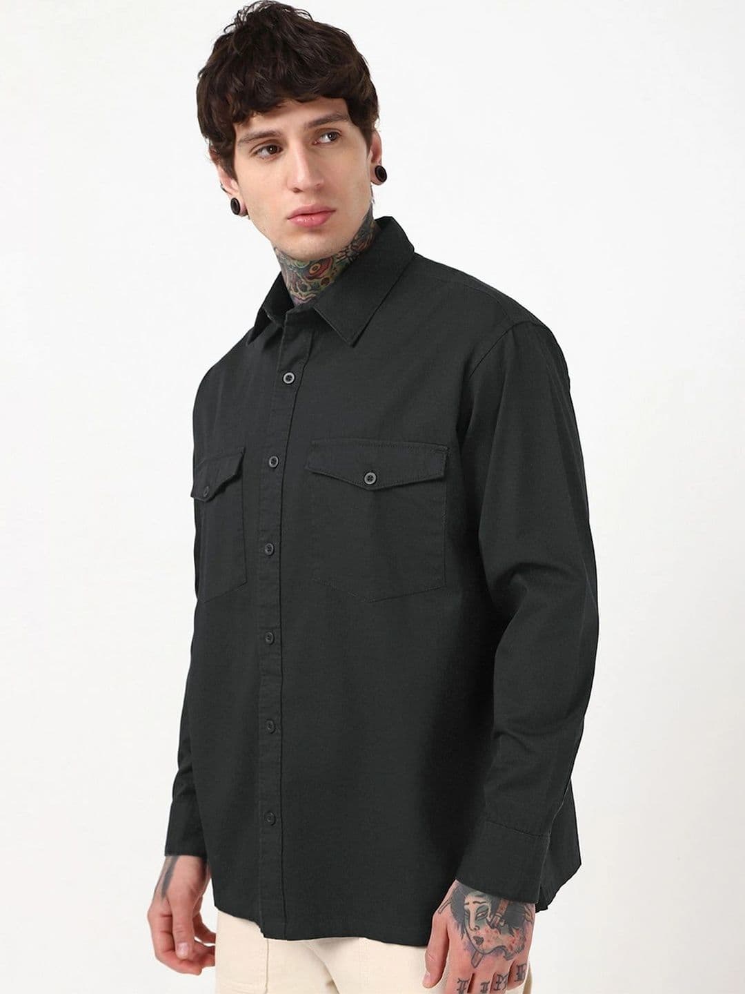 Bewakoof Men's Jet Black Oversized Cargo Shirt thumbnail 3