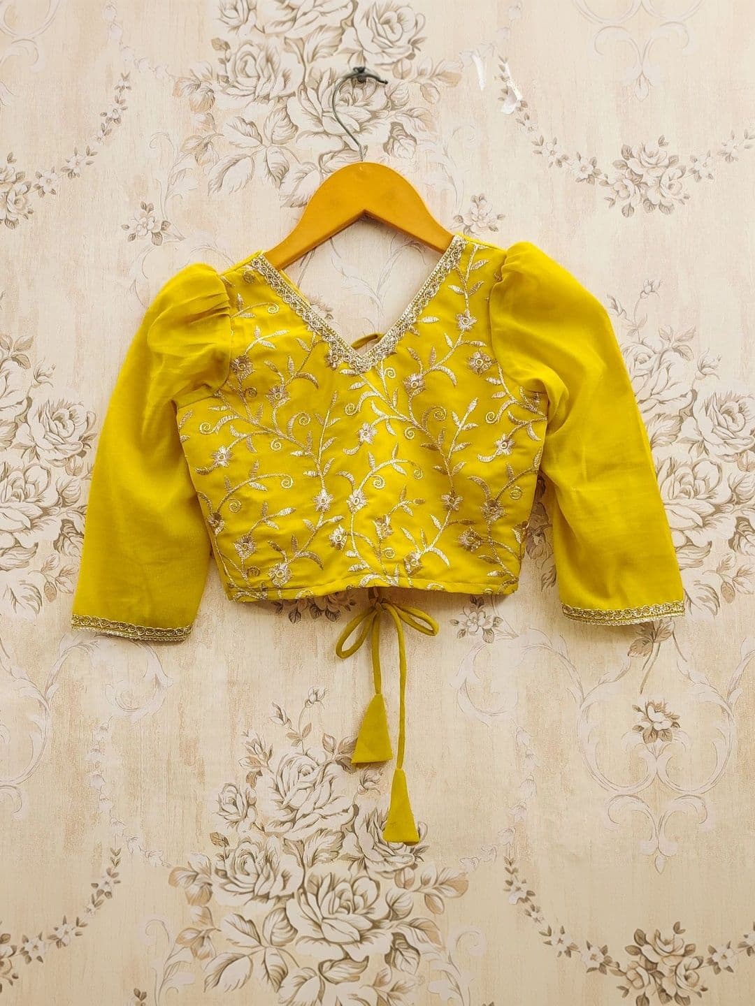 KALINI Girls Embroidered Thread Work Ready to Wear Lehenga & thumbnail 5