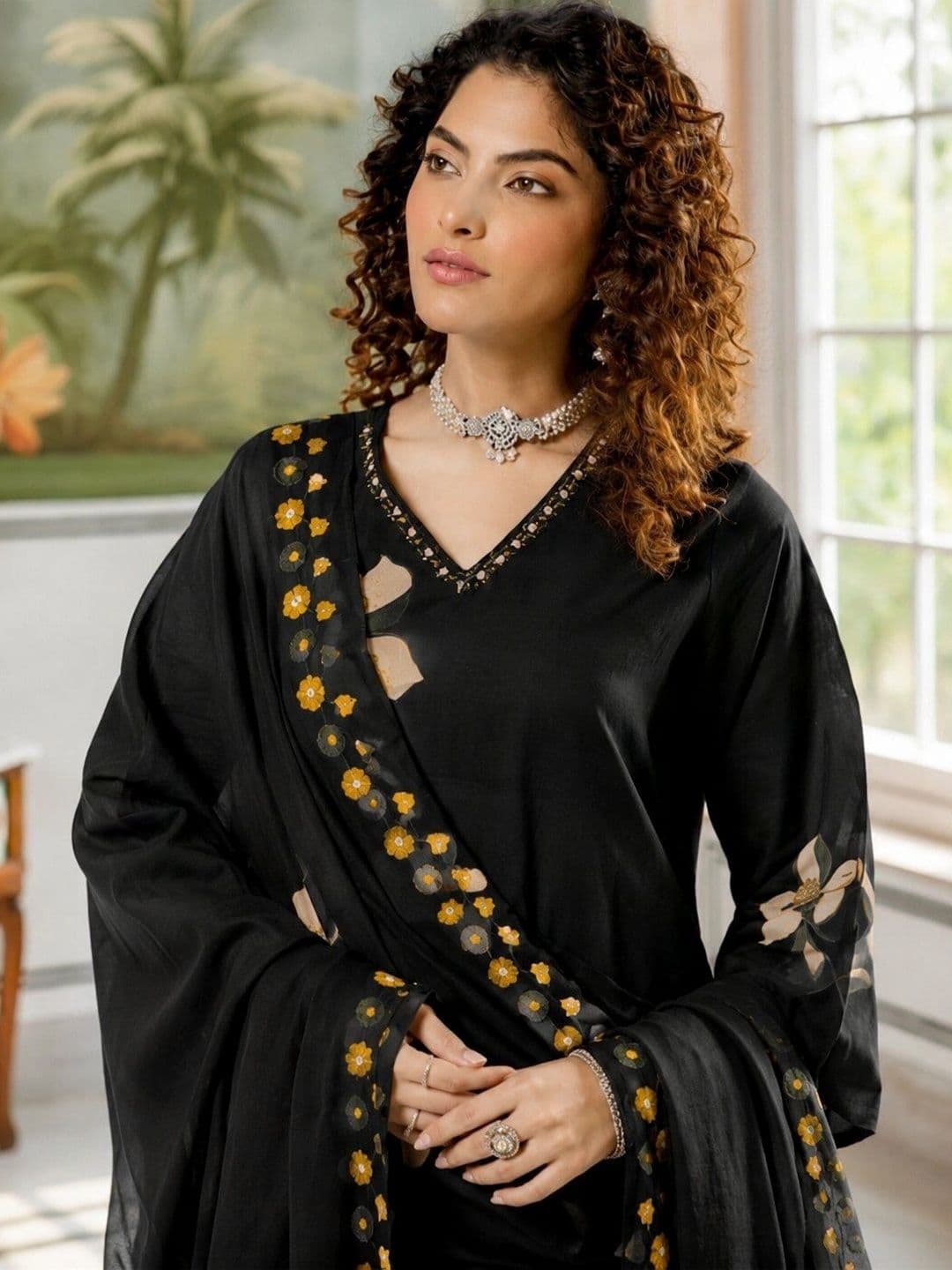 MYRIE Women Floral Printed Regular Kurta with Palazzos & With Dupatta thumbnail 6
