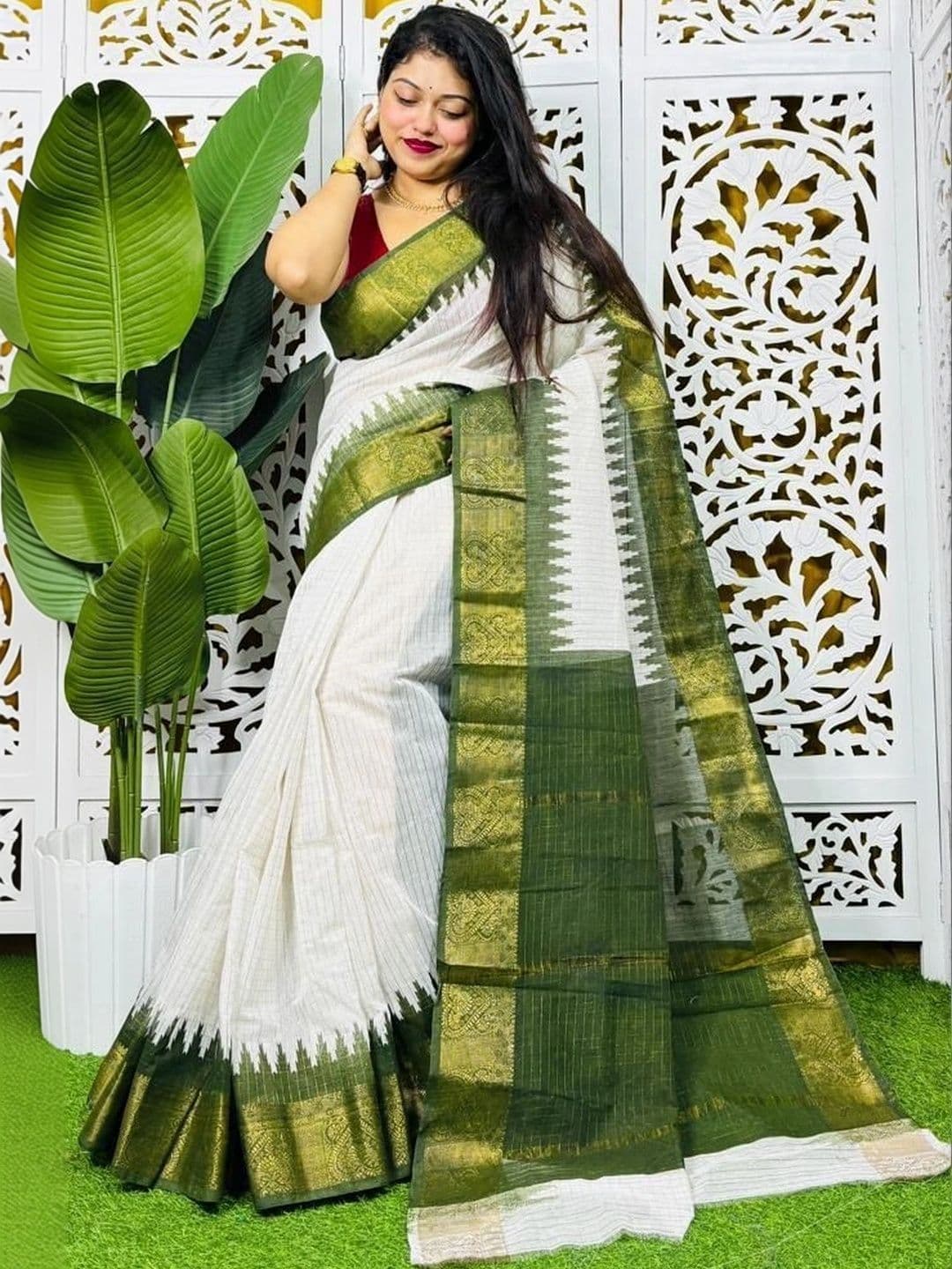 TWRIL Striped Zari Pure Cotton Saree thumbnail 2