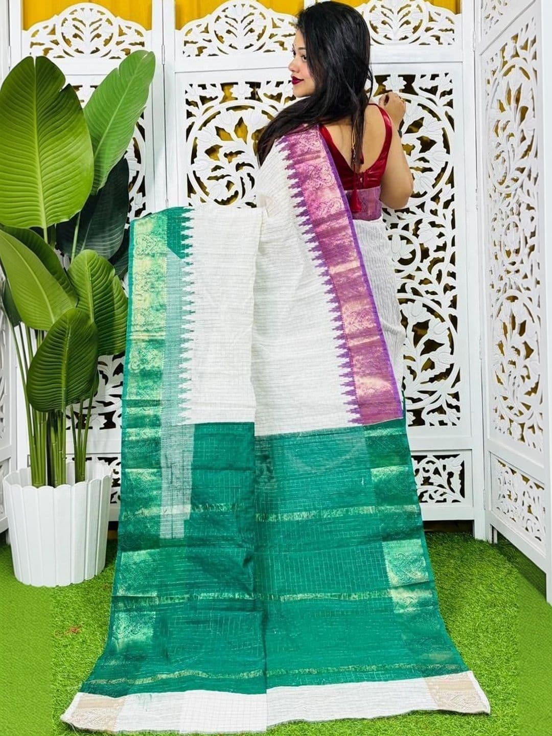 JHILUU Striped Zari Pure Cotton Saree thumbnail 4