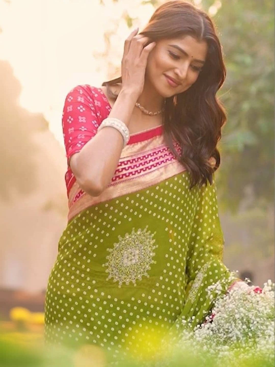 saneria silk Bandhani Pure Georgette Bandhani Saree thumbnail 2
