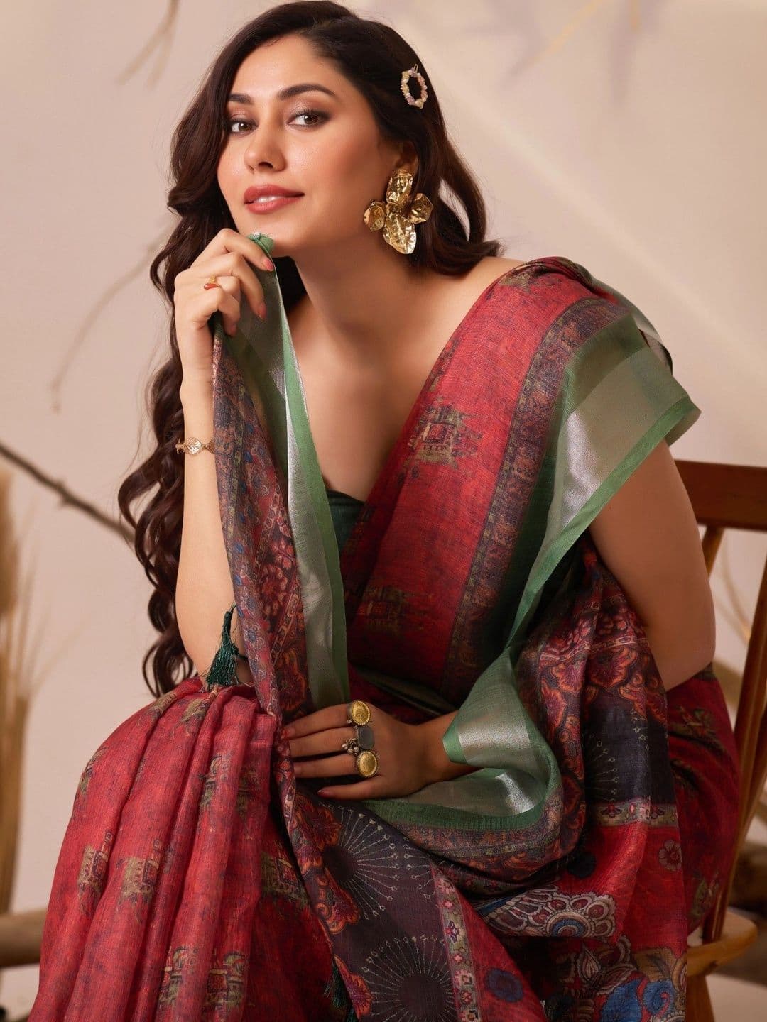 DIVASTRI Ethnic Motifs Linen Blend Designer Patola Saree thumbnail 6