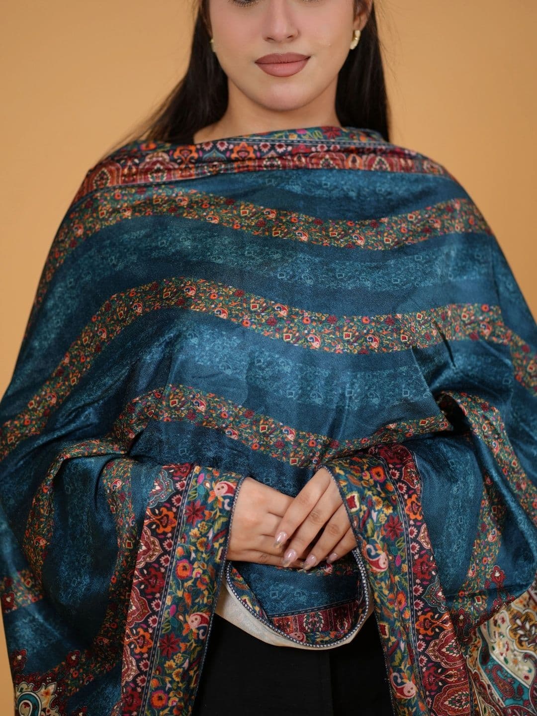 SHIFNEEN Women Ethnic Motifs Printed Velvet Shawl thumbnail 2