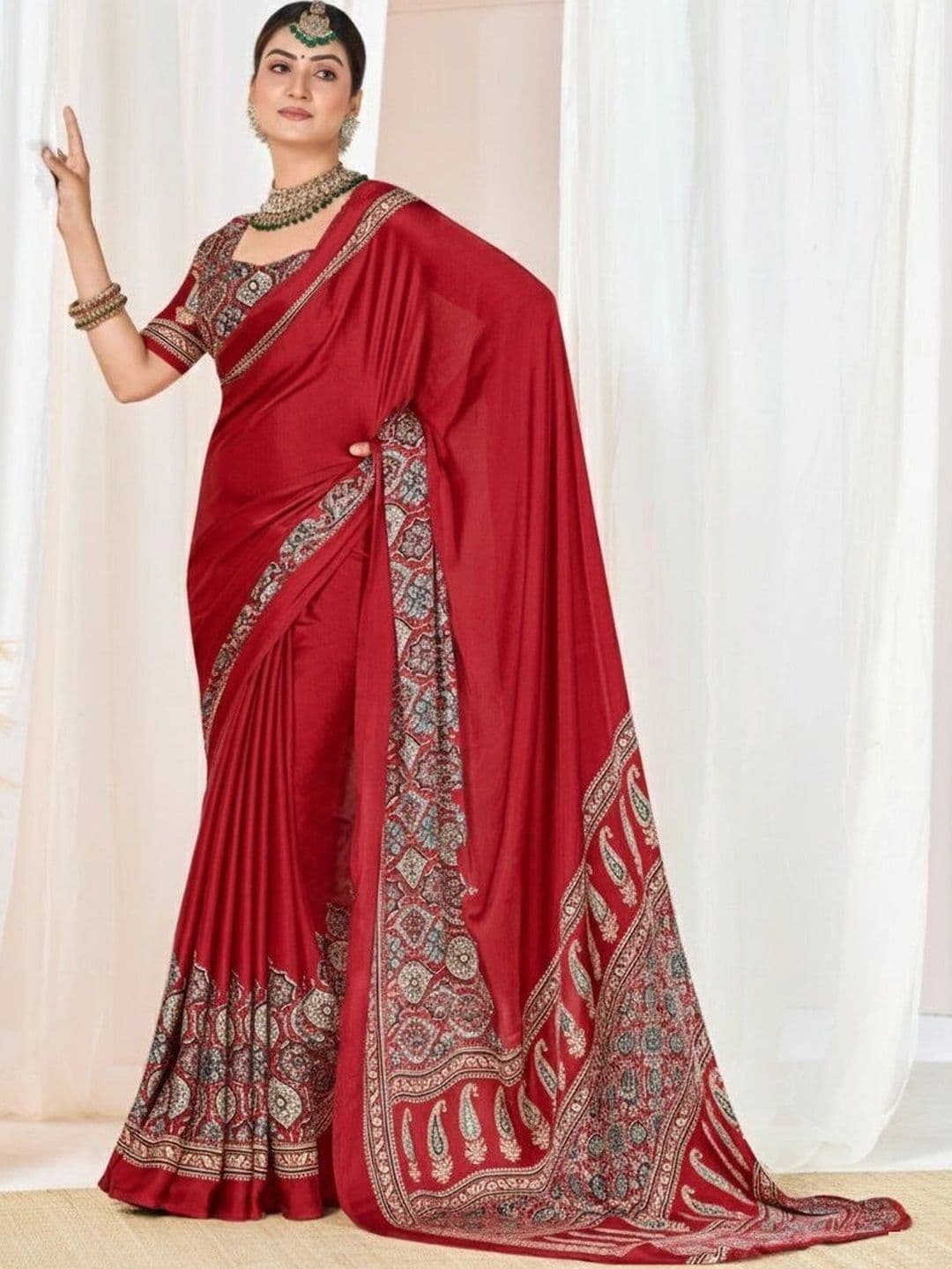 NARIVESH TRENDS Paisley Art Silk Saree - view 1