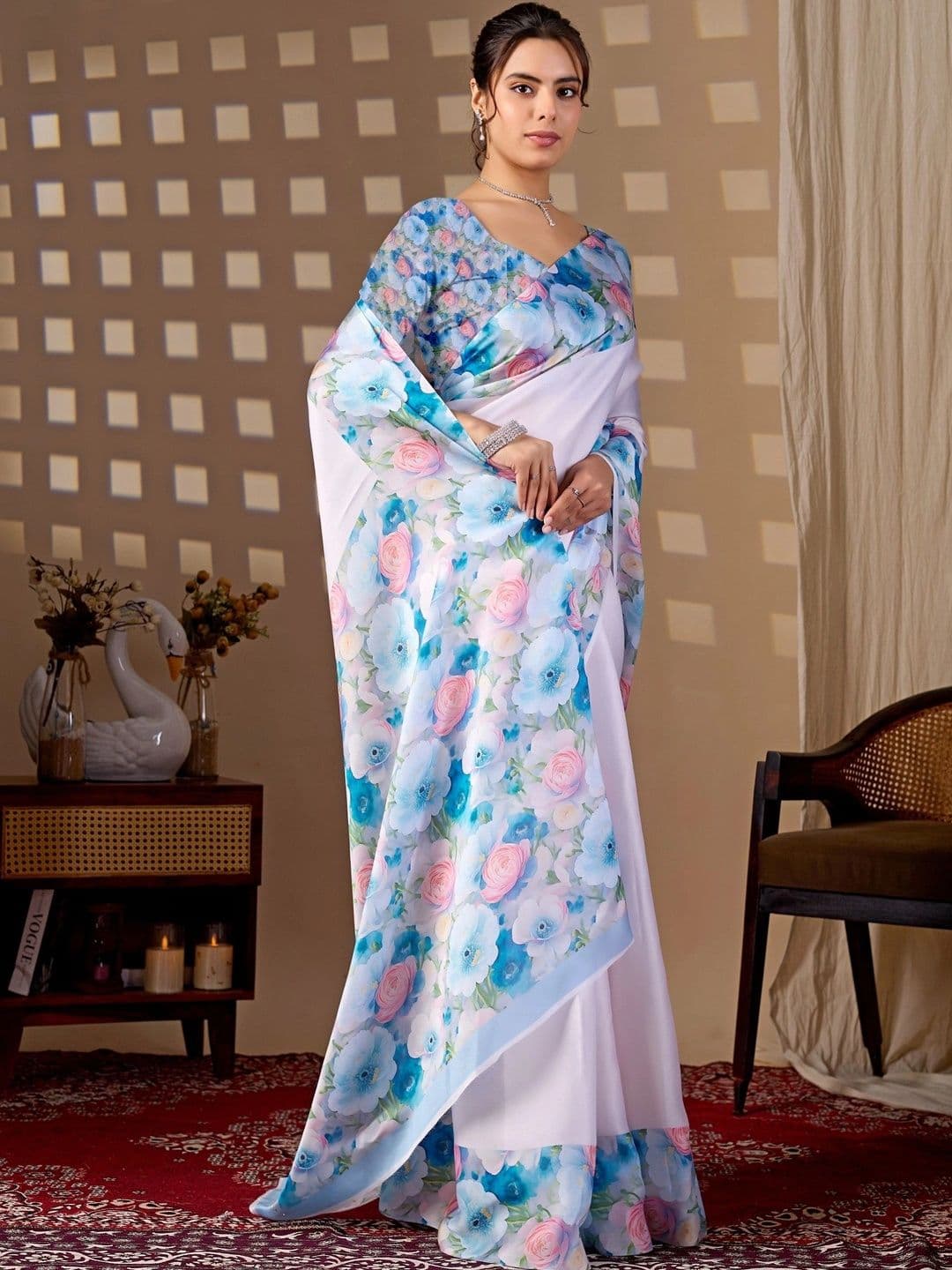 DIVASTRI Floral Satin Designer Saree thumbnail 4