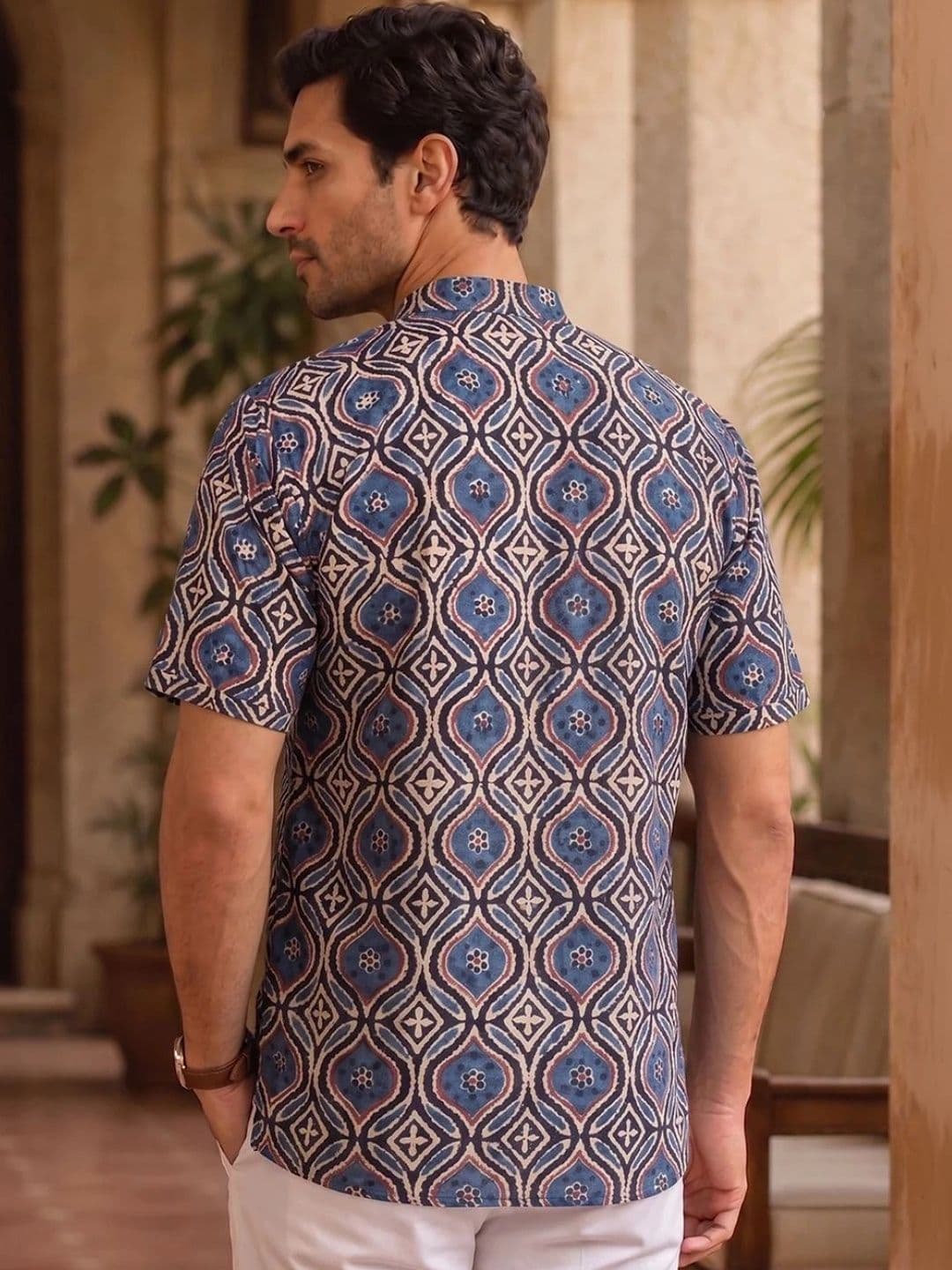 Avishya Men Tribal Printed Handloom Kurta thumbnail 7