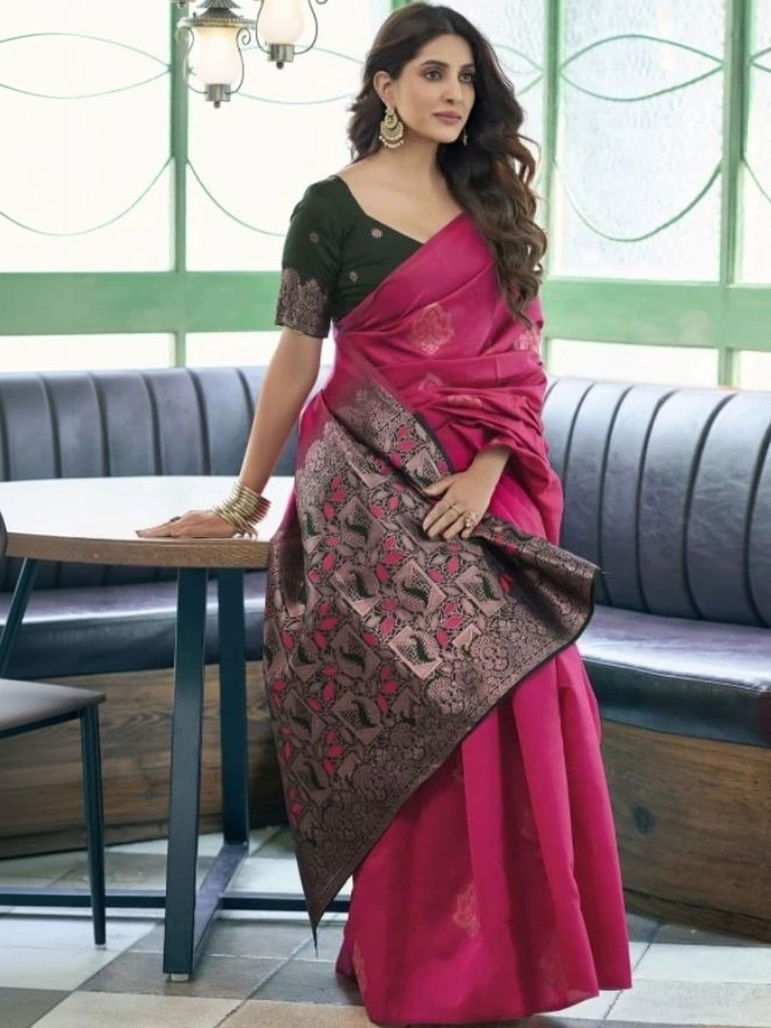 NARIVESH TRENDS Woven Design Zari Silk Cotton Saree thumbnail 5