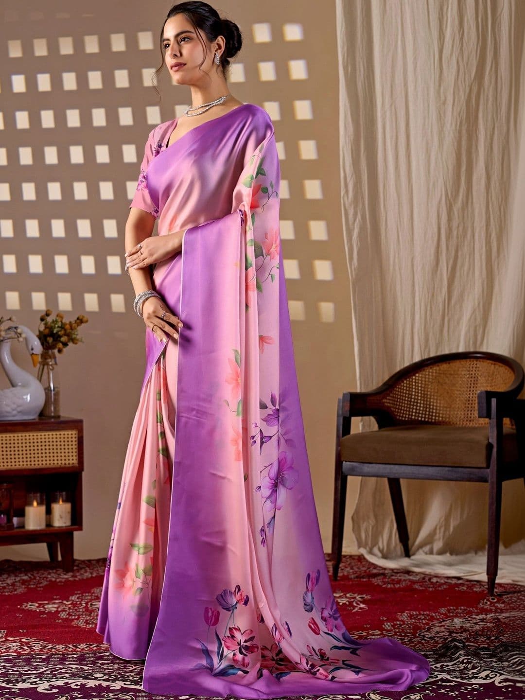 DIVASTRI Floral Satin Designer Saree thumbnail 4