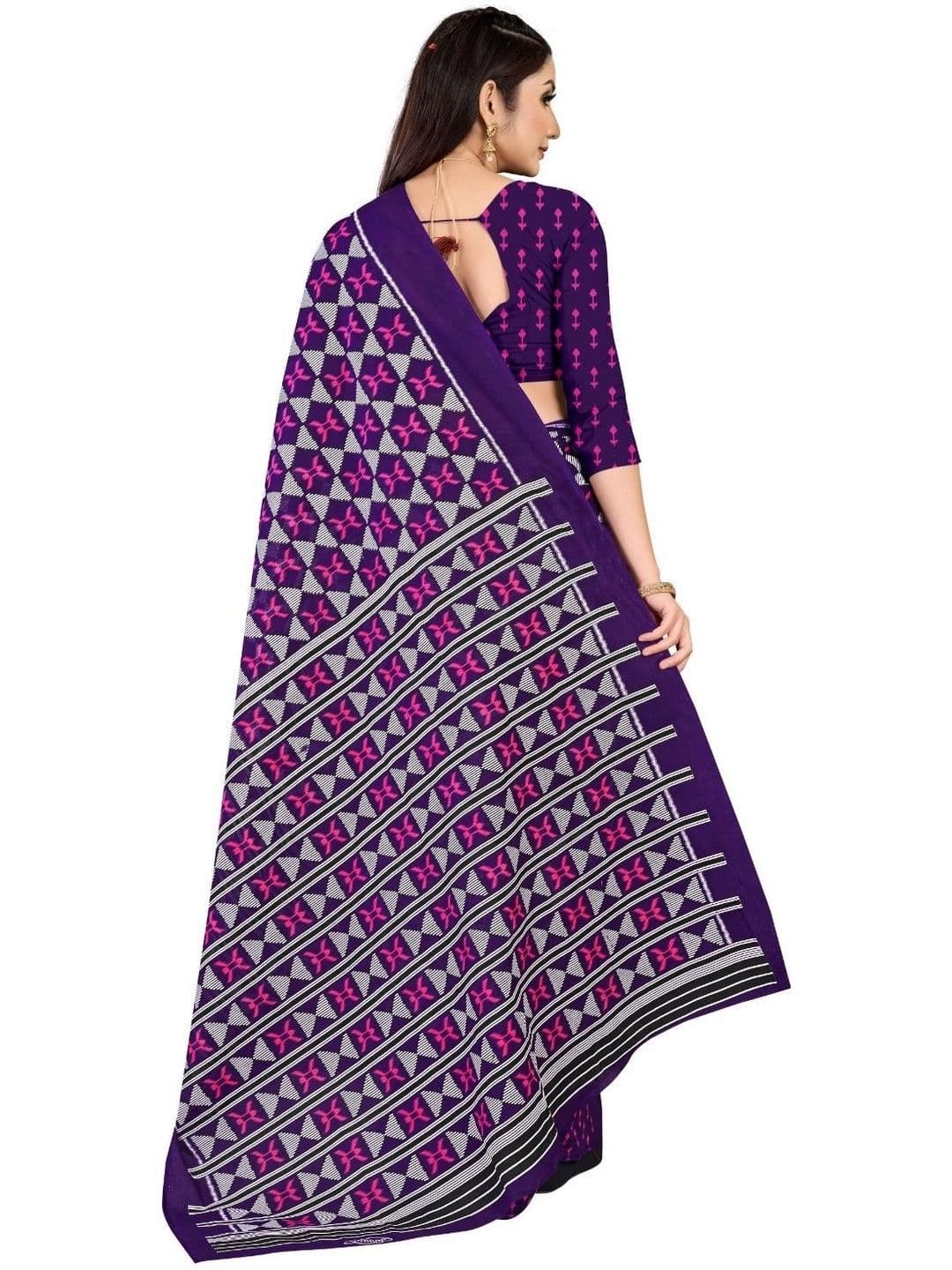 MITITA FASHION Women's Purple Geometric Printed Cotton Blend Saree with Woven Border thumbnail 6