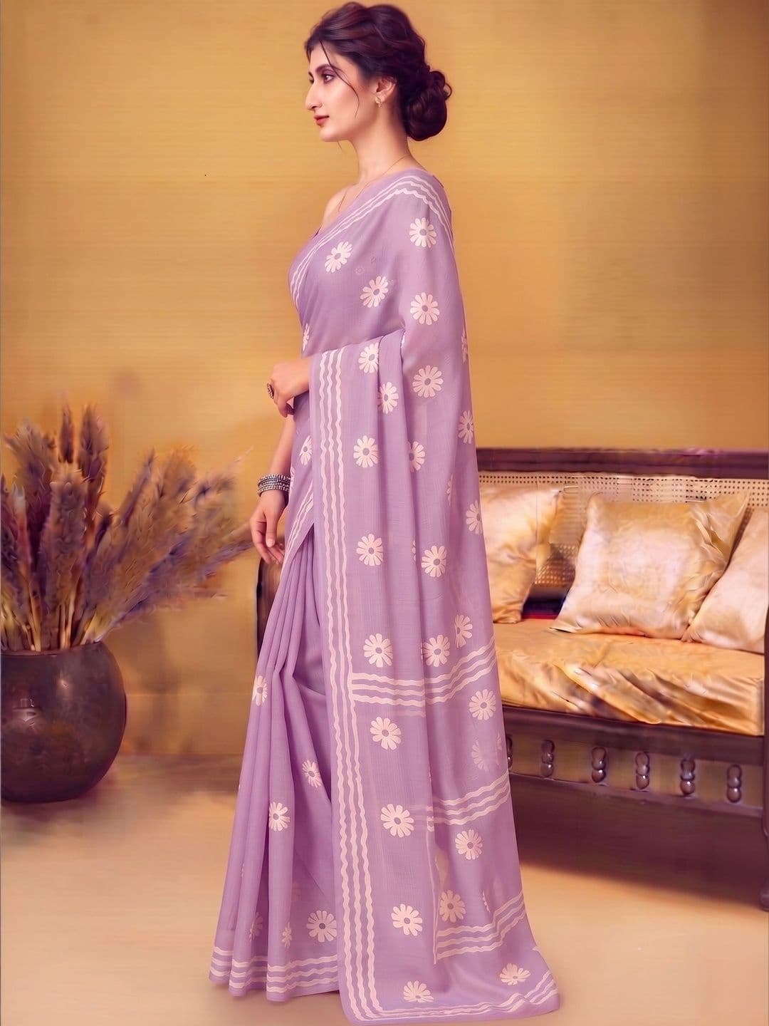 MAGNEITTA Floral Pure Chiffon Designer Saree thumbnail 2