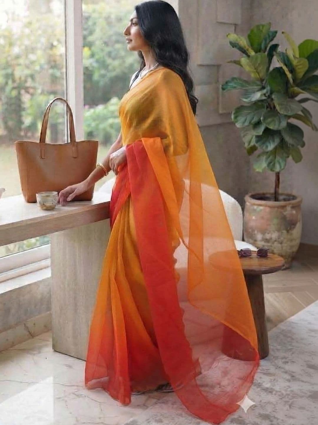 HERE&NOW Ombre Poly Georgette Saree thumbnail 4