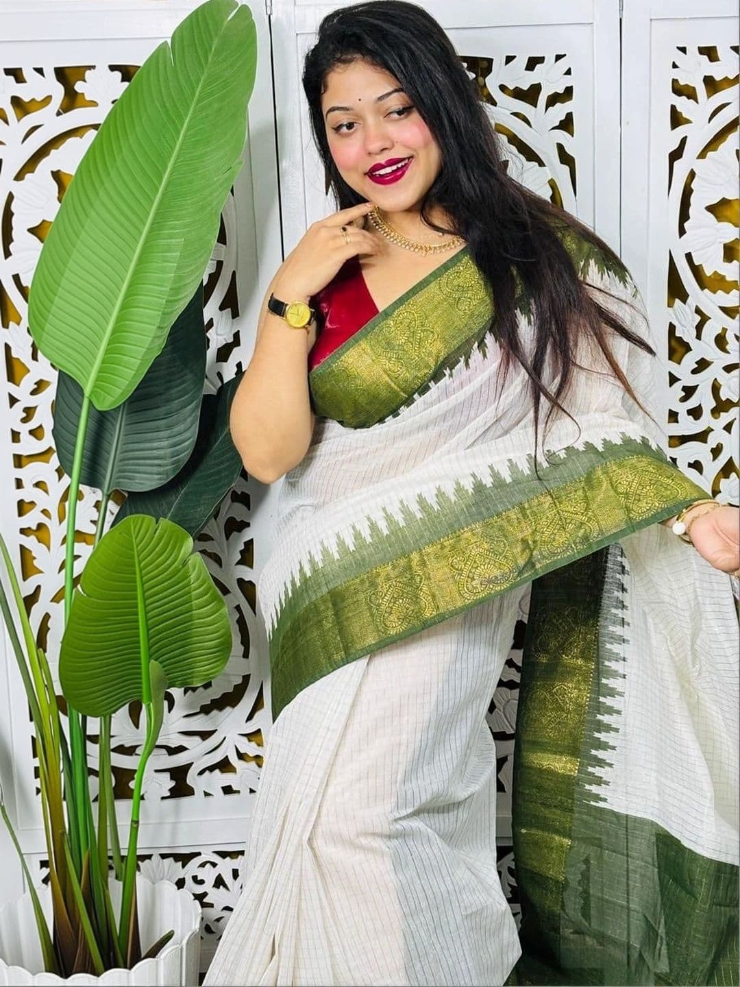 READYMART Woven Design Pure Cotton Saree thumbnail 4