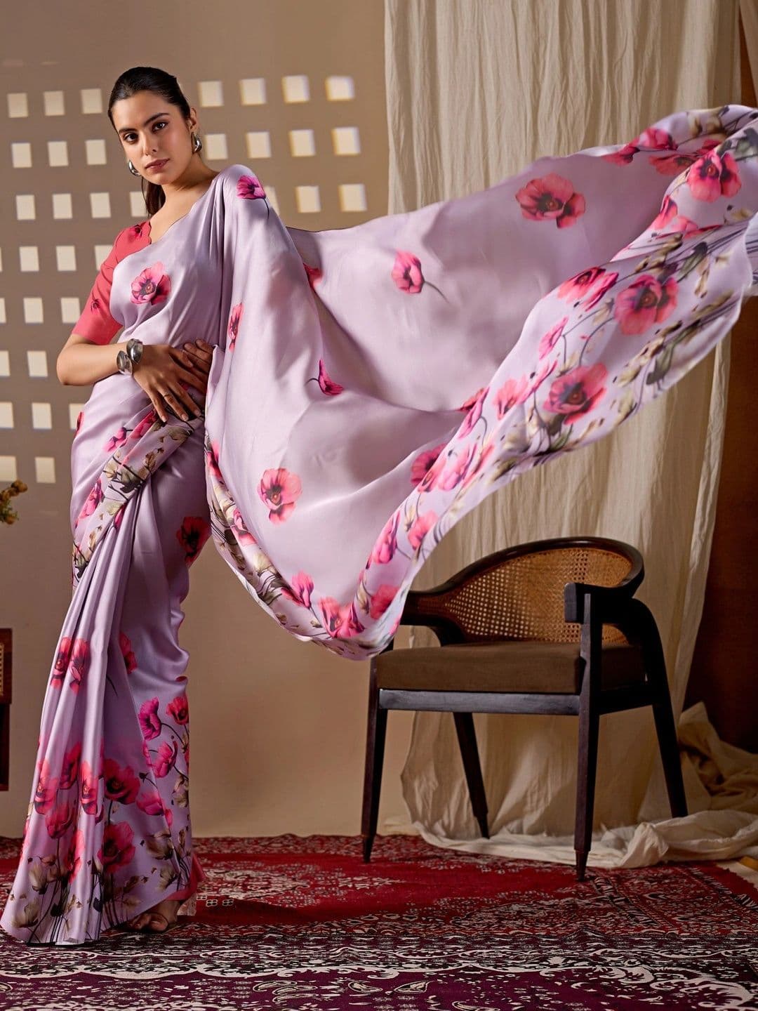 DIVASTRI Floral Satin Designer Saree thumbnail 5