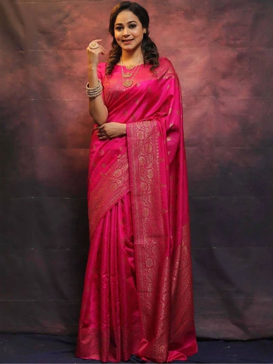 NARIVESH TRENDS Woven Design Zari Silk Cotton Saree - view 1