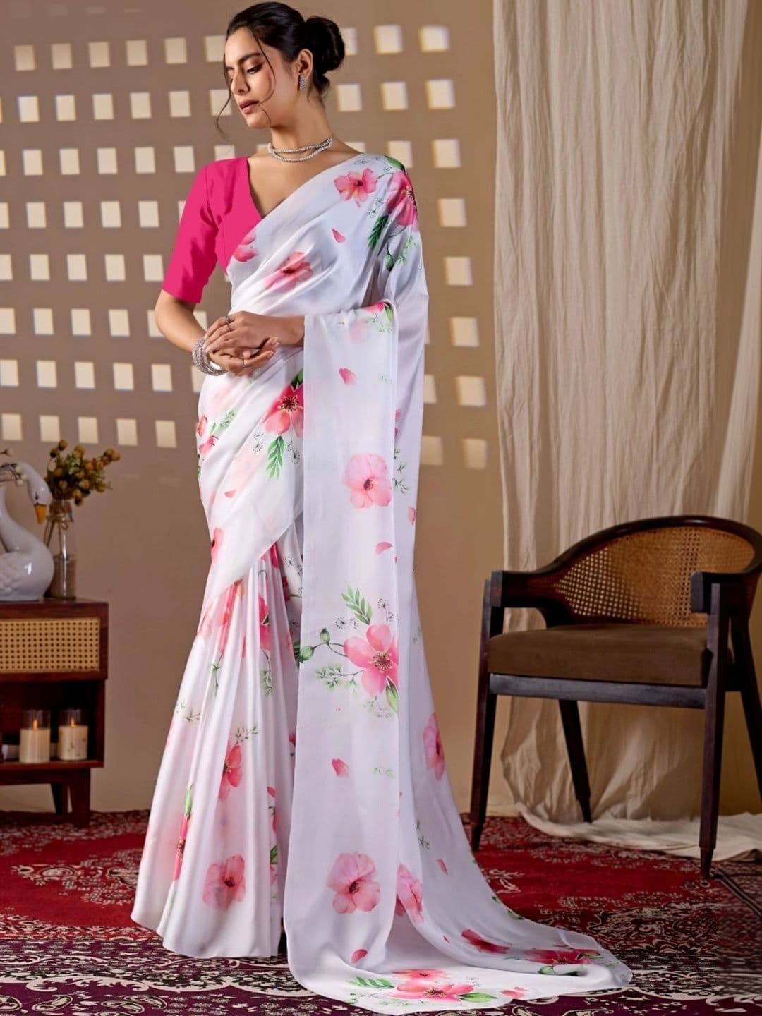 Mitera Floral Designer Saree thumbnail 6
