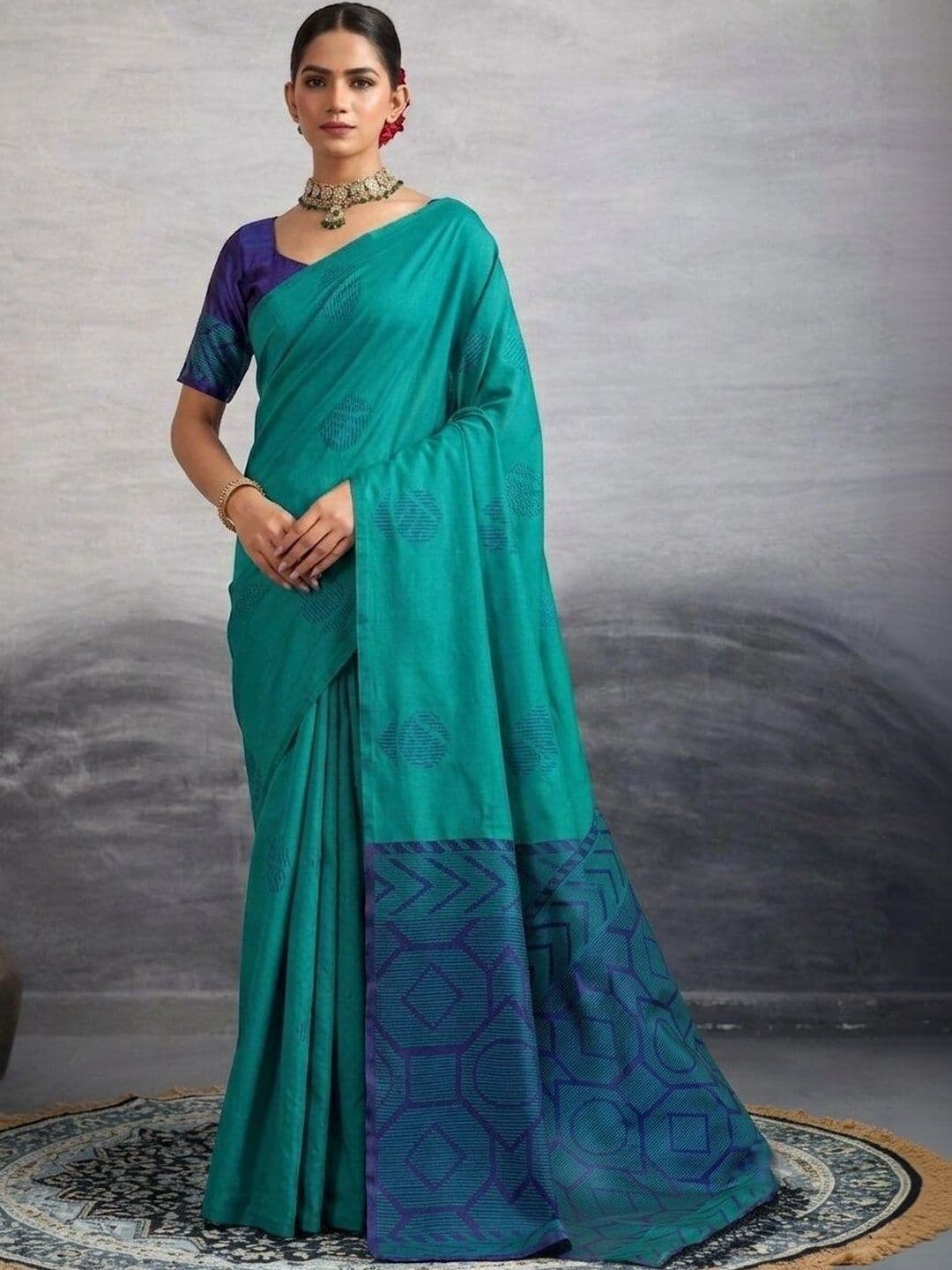 UMANTA Woven Design Silk Blend Banarasi Saree - view 1