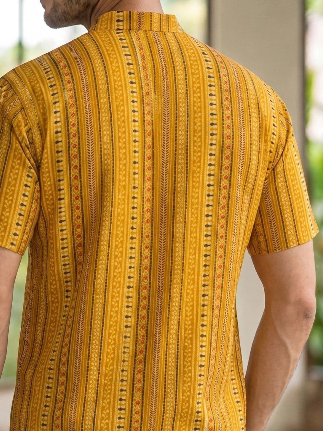 Avishya Men Printed Handloom Kurta thumbnail 6