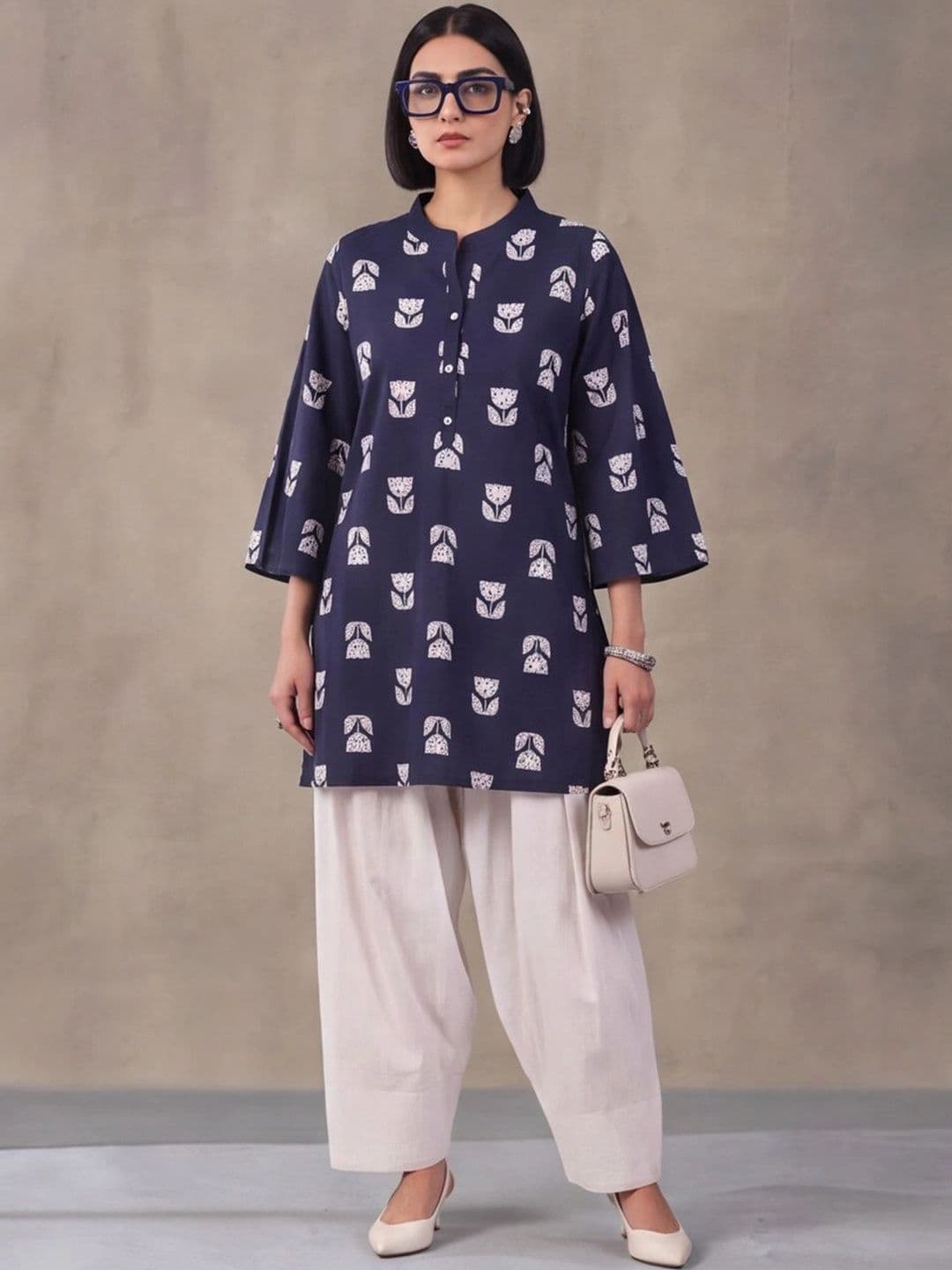 Navibhu Women Floral Printed Regular Pure Cotton Kurta with Farshi Salwar - view 1