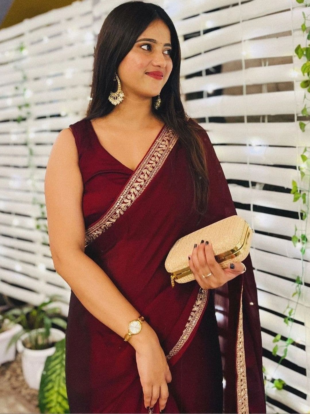 ANJAVI FASHION Zari Jute Silk Saree thumbnail 2
