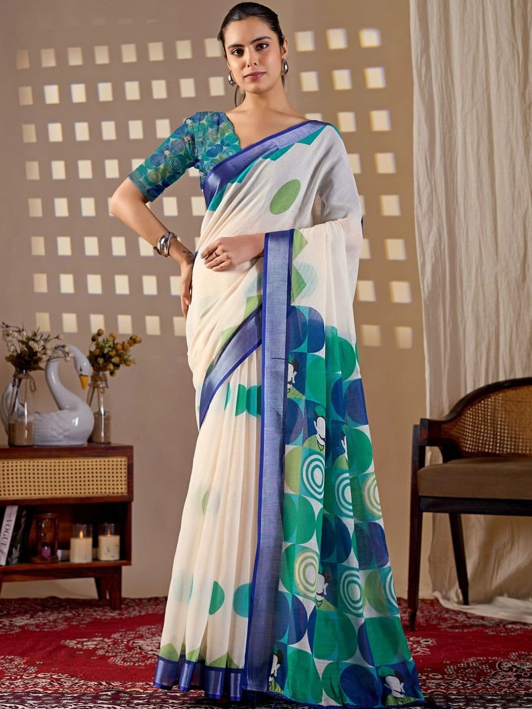 DIVASTRI Zari Linen Blend Designer Saree - view 1