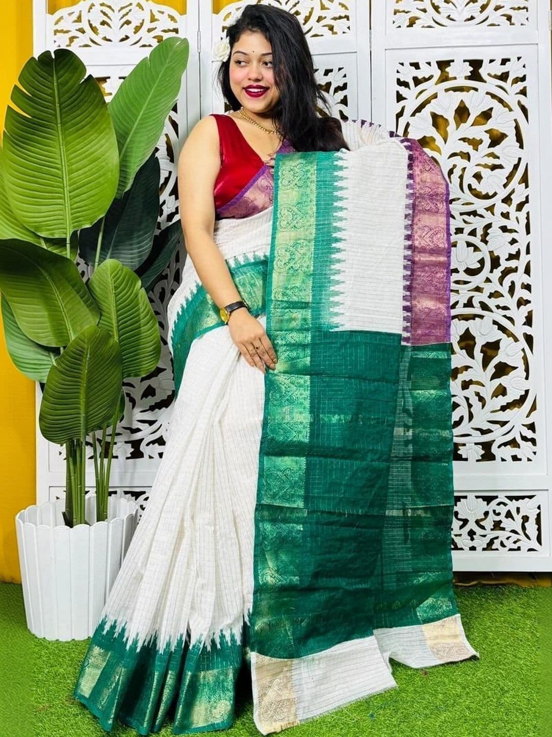 READYMART Striped Zari Pure Cotton Saree thumbnail 3