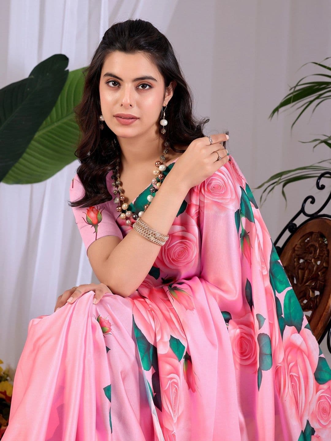 DIVASTRI Floral Satin Designer Saree thumbnail 3