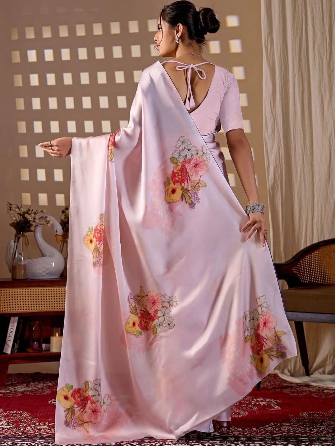 Mitera Floral Designer Saree thumbnail 5