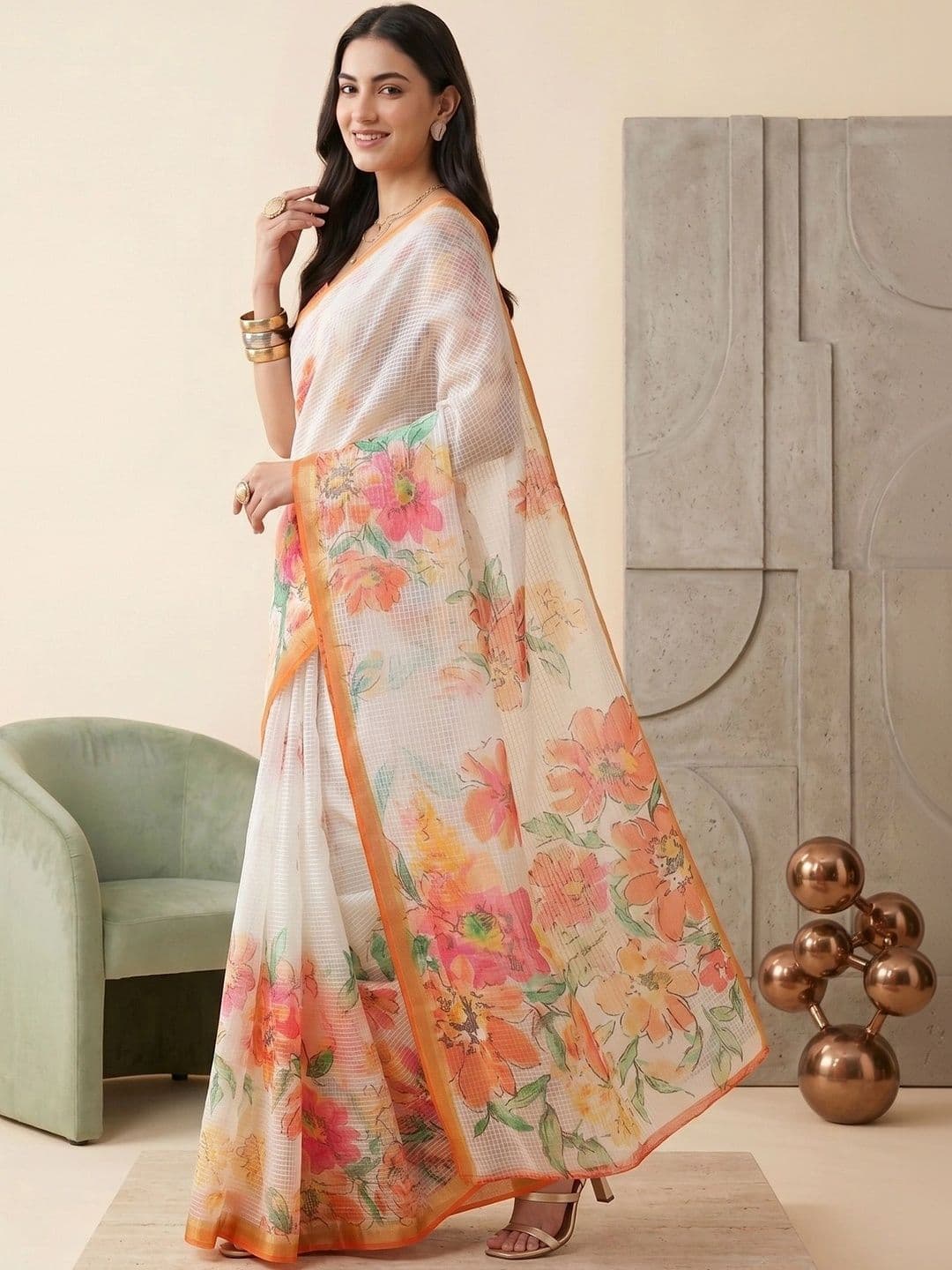 elora Floral Linen Blend Handloom Saree thumbnail 3
