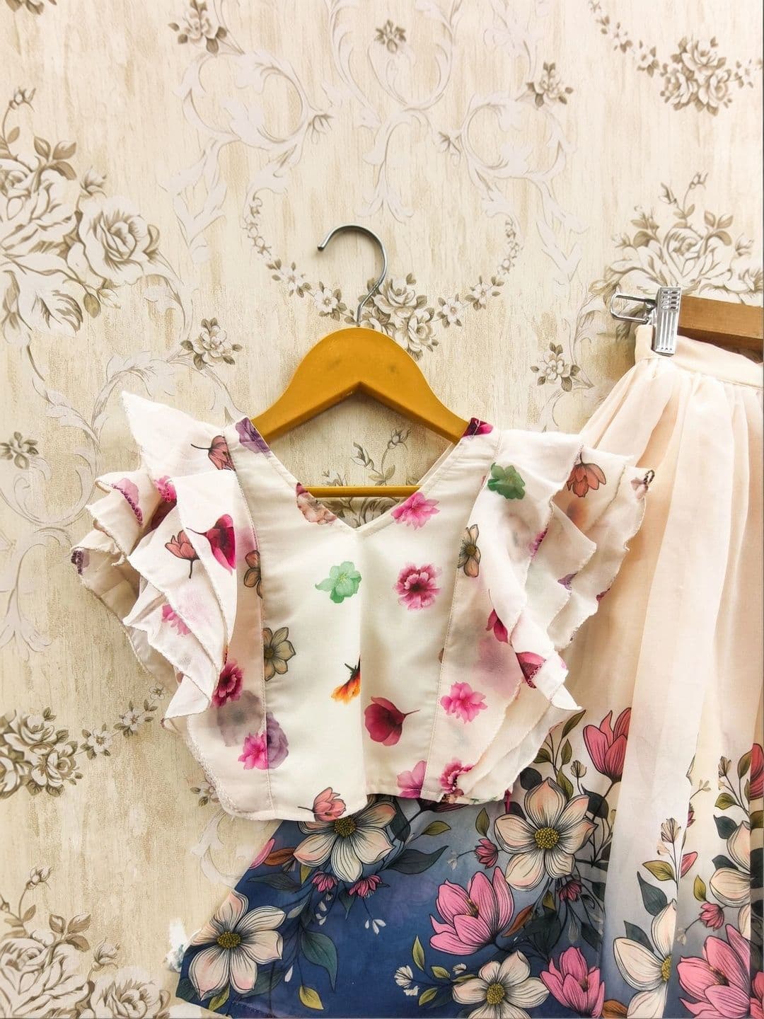 KALINI Girls Printed Ready to Wear Lehenga & thumbnail 5