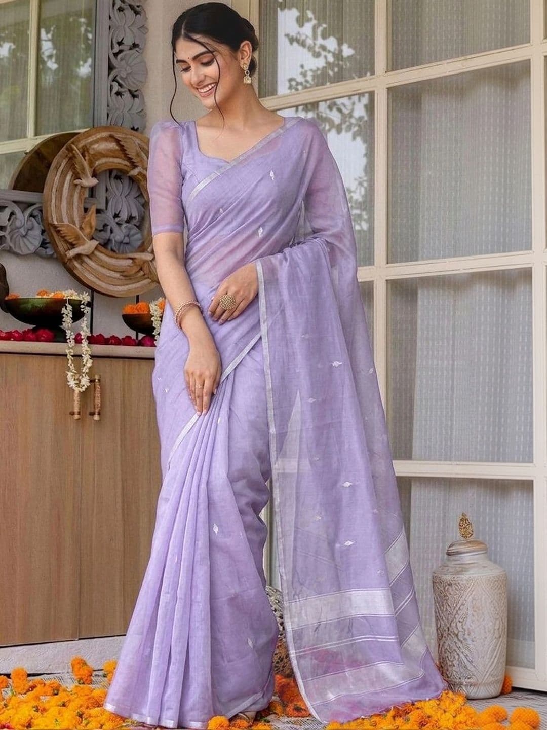 UMANTA Woven Design Zari Silk Blend Banarasi Saree - view 1