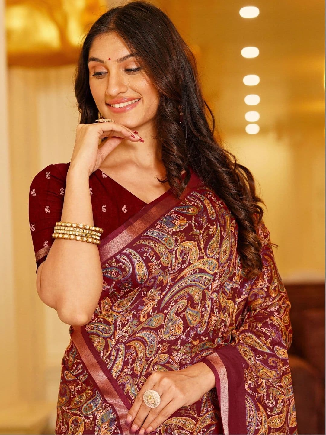 NARIVESH TRENDS Paisley Saree thumbnail 2