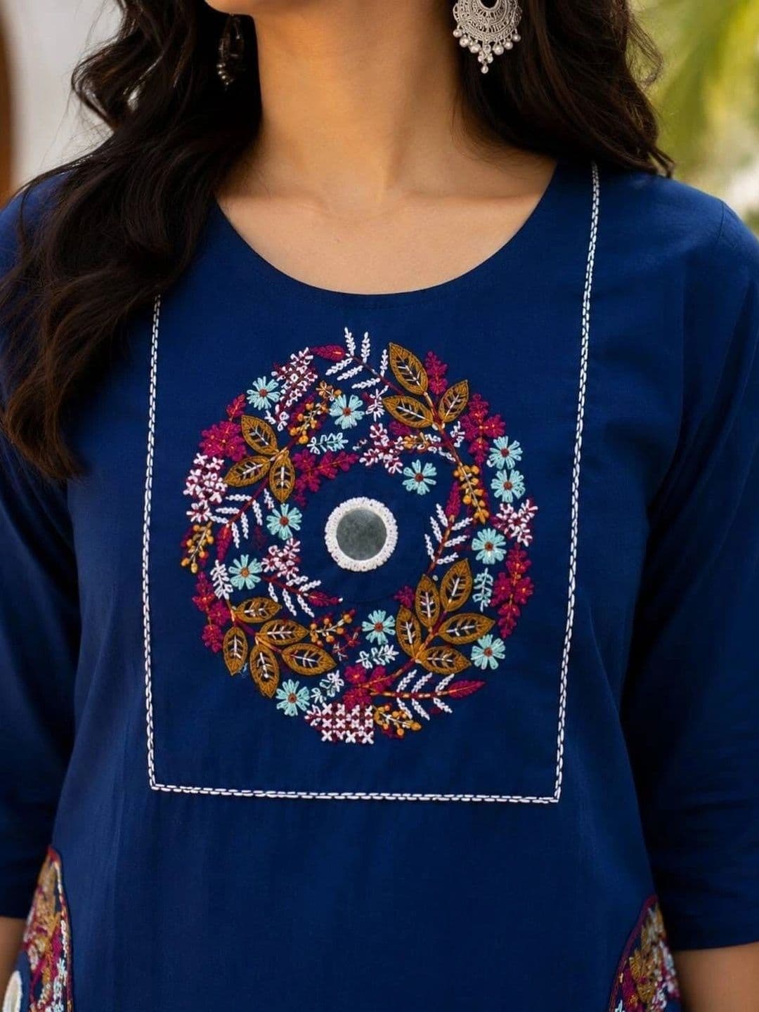 PARVANI Women Ethnic Motifs Embroidered Regular Mirror Work Kurta with Trousers thumbnail 3