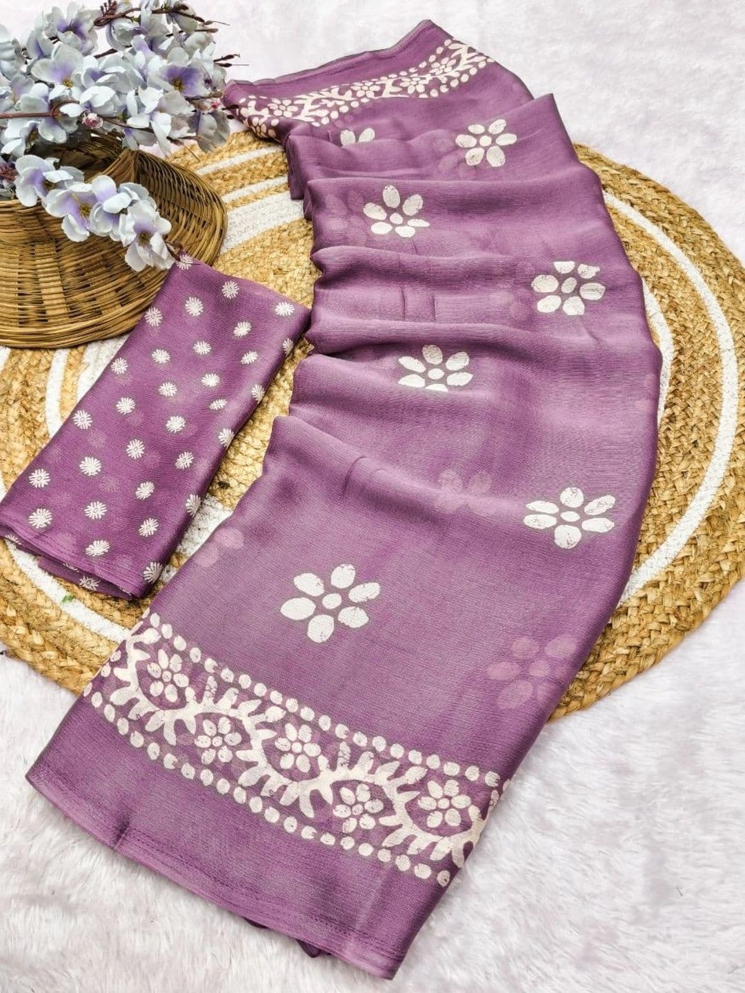 MAGNEITTA Floral Pure Chiffon Designer Saree thumbnail 4