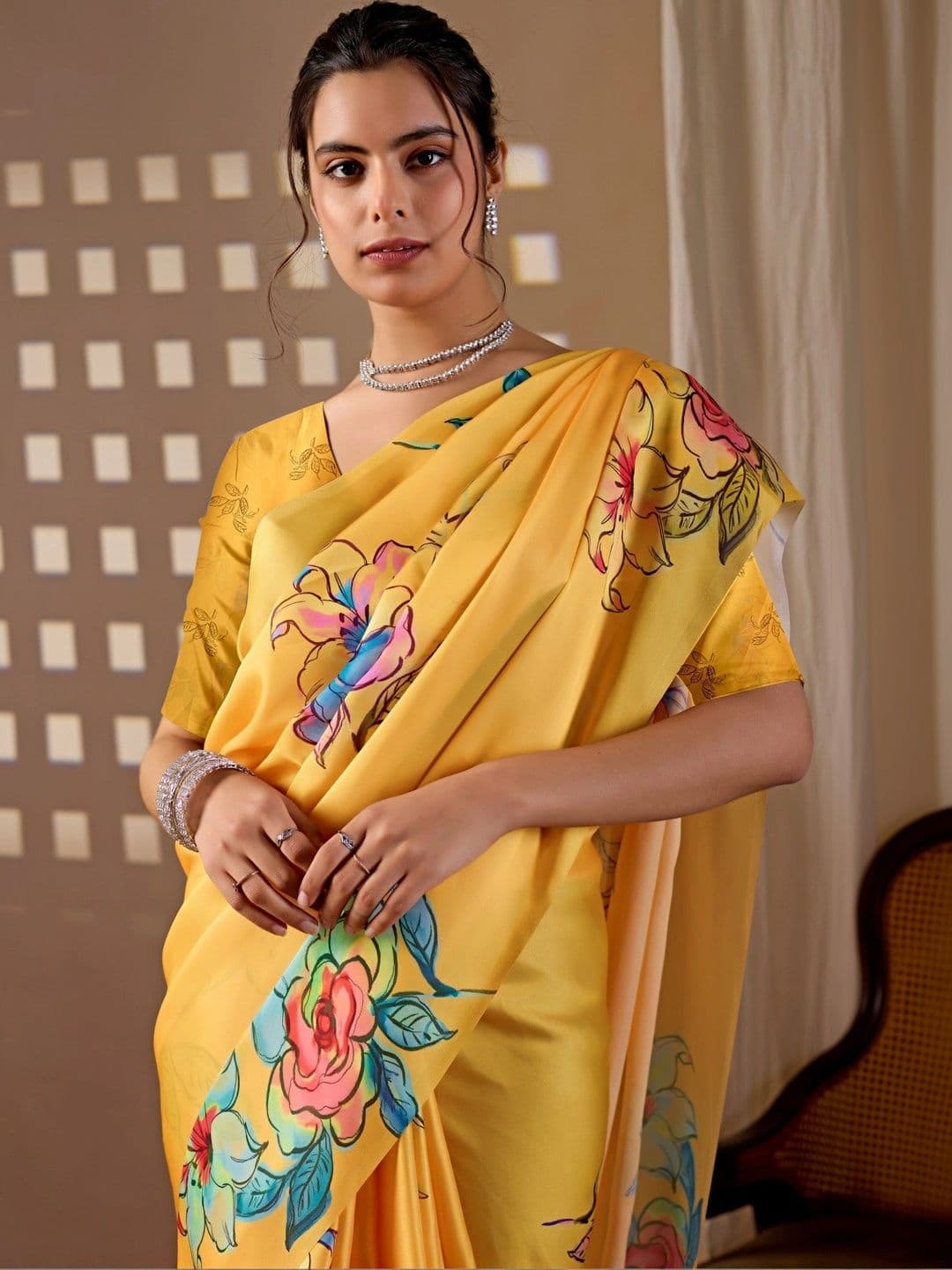 Mitera Floral Satin Designer Saree thumbnail 4