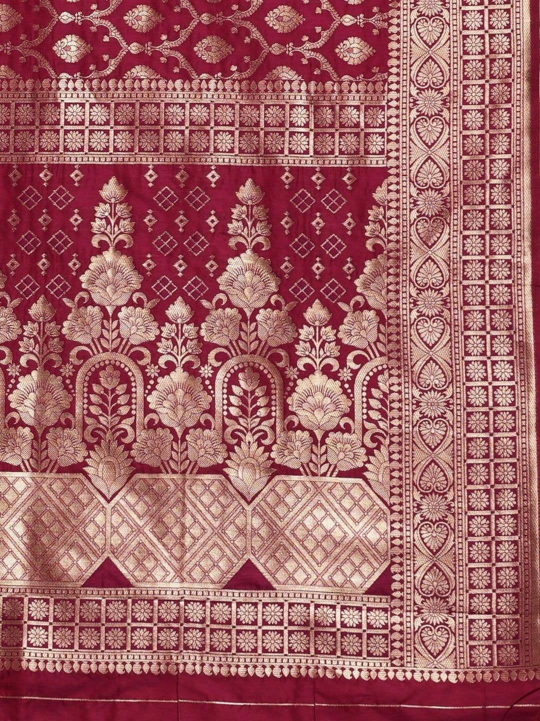 KALINI Women Floral Printed Zari Art Silk Banarasi Saree thumbnail 4