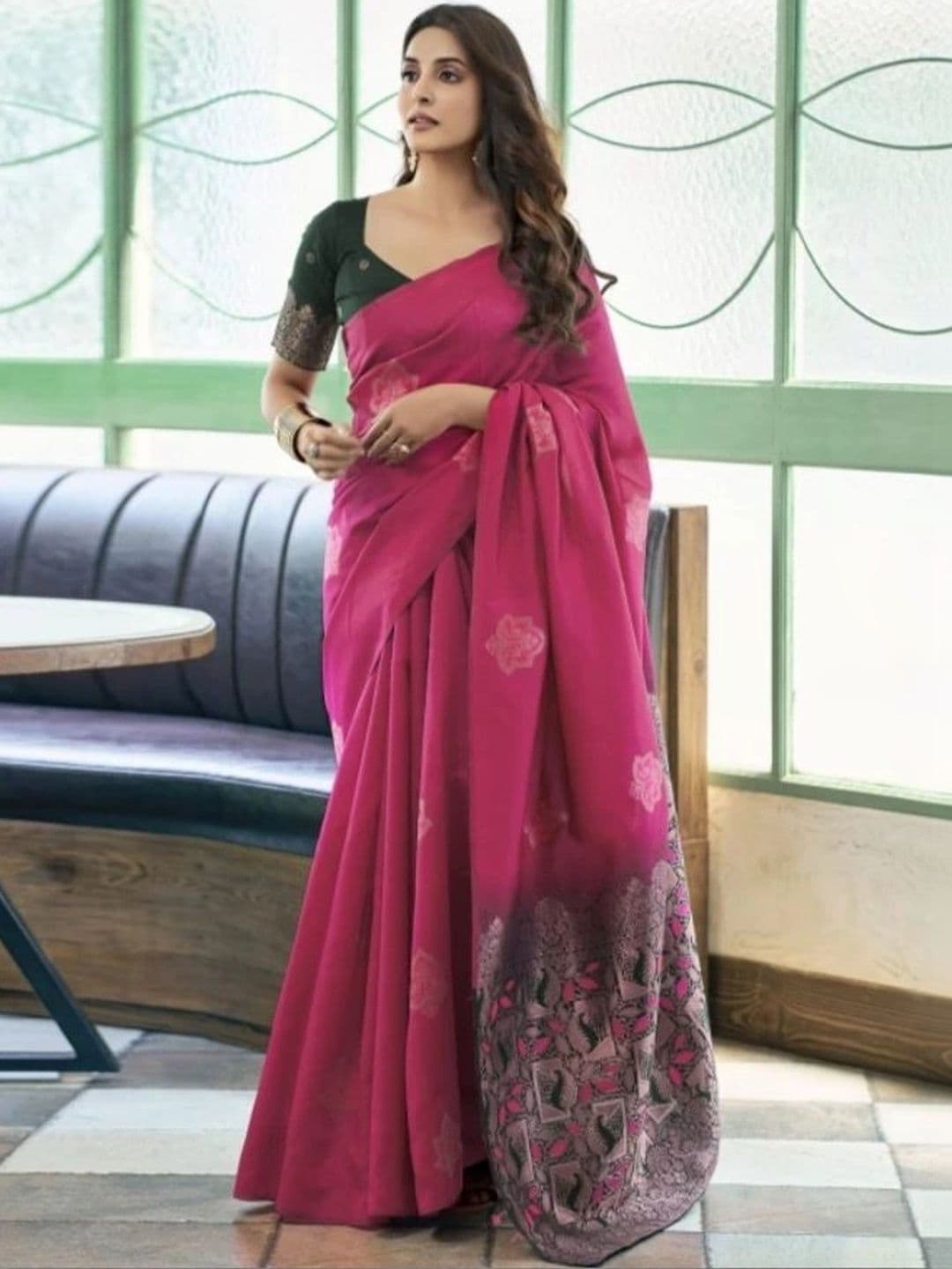 NARIVESH TRENDS Woven Design Zari Silk Cotton Saree thumbnail 3