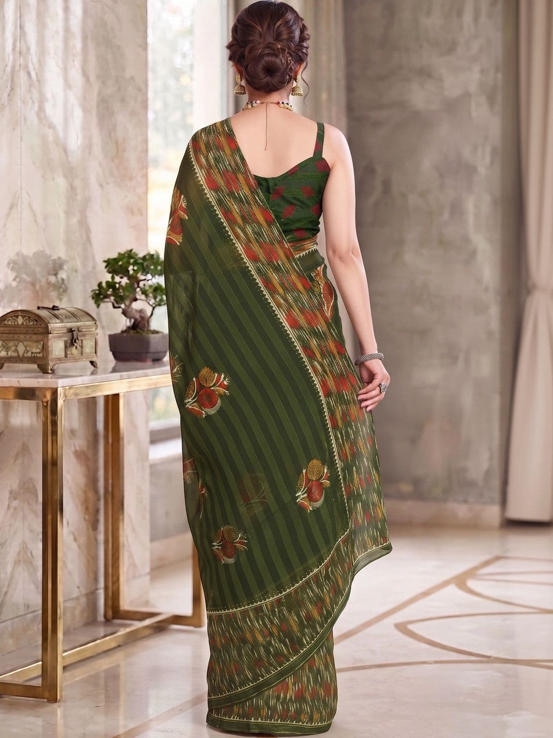 MAGNEITTA Floral Zari Pure Chiffon Designer Saree thumbnail 2