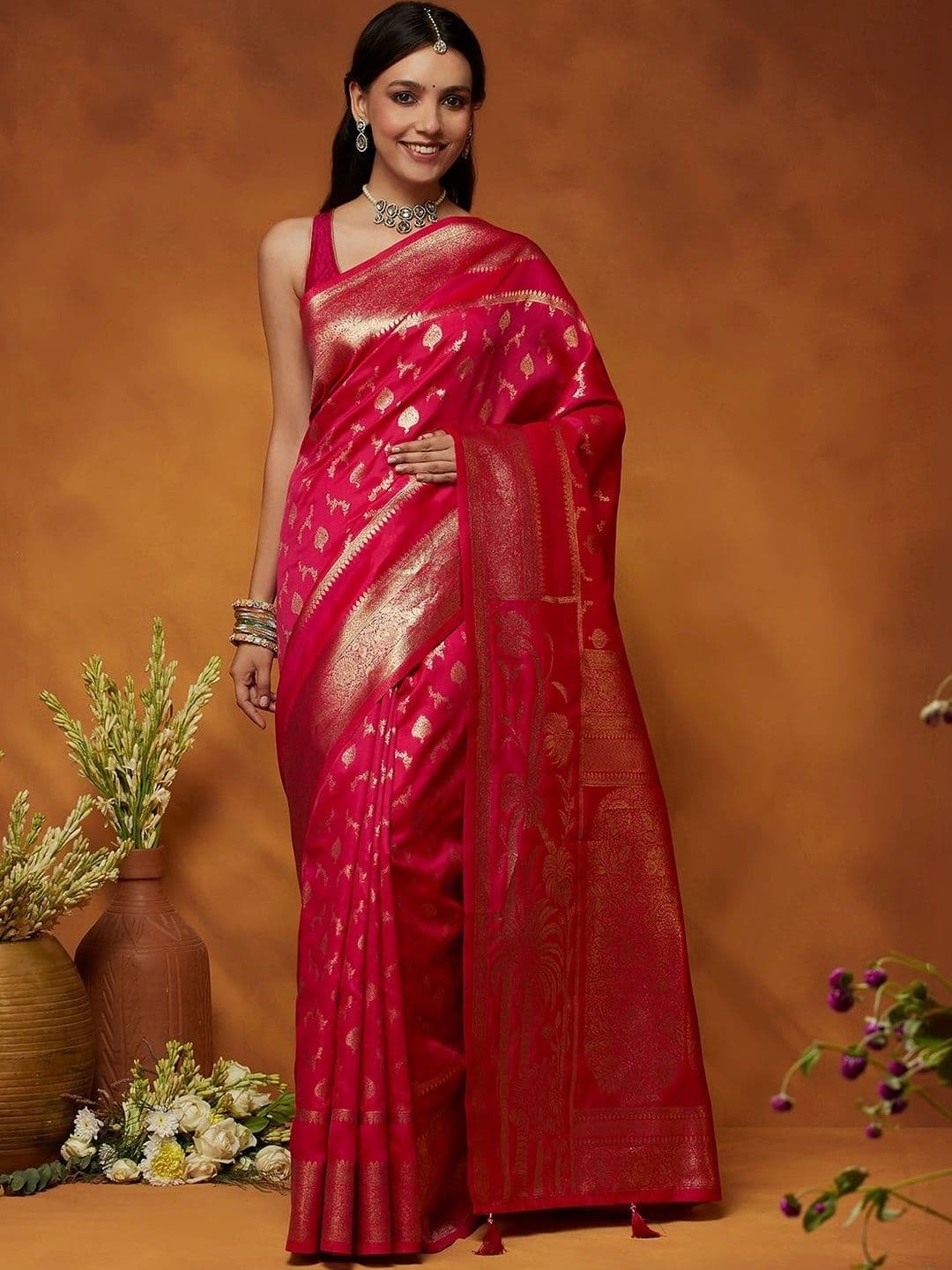 Garden Vareli Woven Design Zari Art Silk Banarasi Saree - view 1
