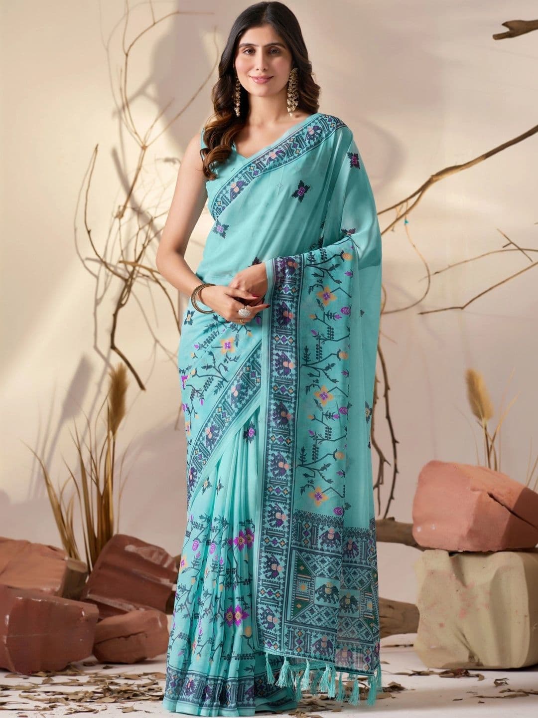 DIVASTRI Poly Georgette Designer Saree - view 1