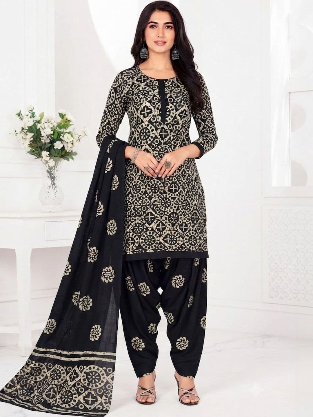 shree jeenmata collection Printed Pure Cotton Unstitched Dress Material thumbnail 3