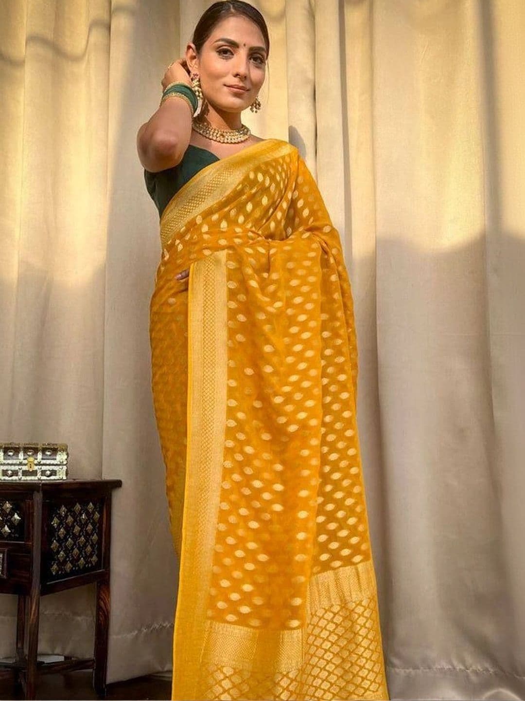 NARIVESH TRENDS Zari Silk Cotton Saree thumbnail 6
