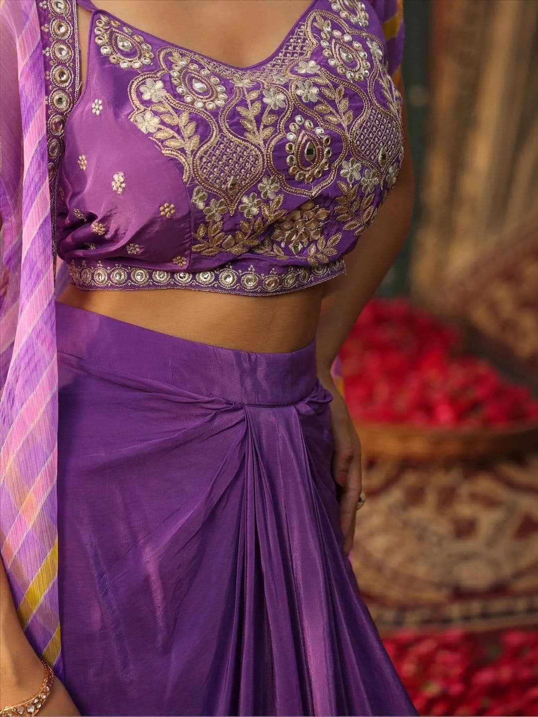 SCAKHI Embroidered Ready to Wear Lehenga & thumbnail 4
