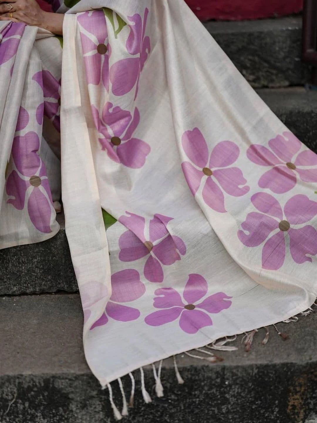 saneria silk Floral Linen Blend Chanderi Saree thumbnail 3
