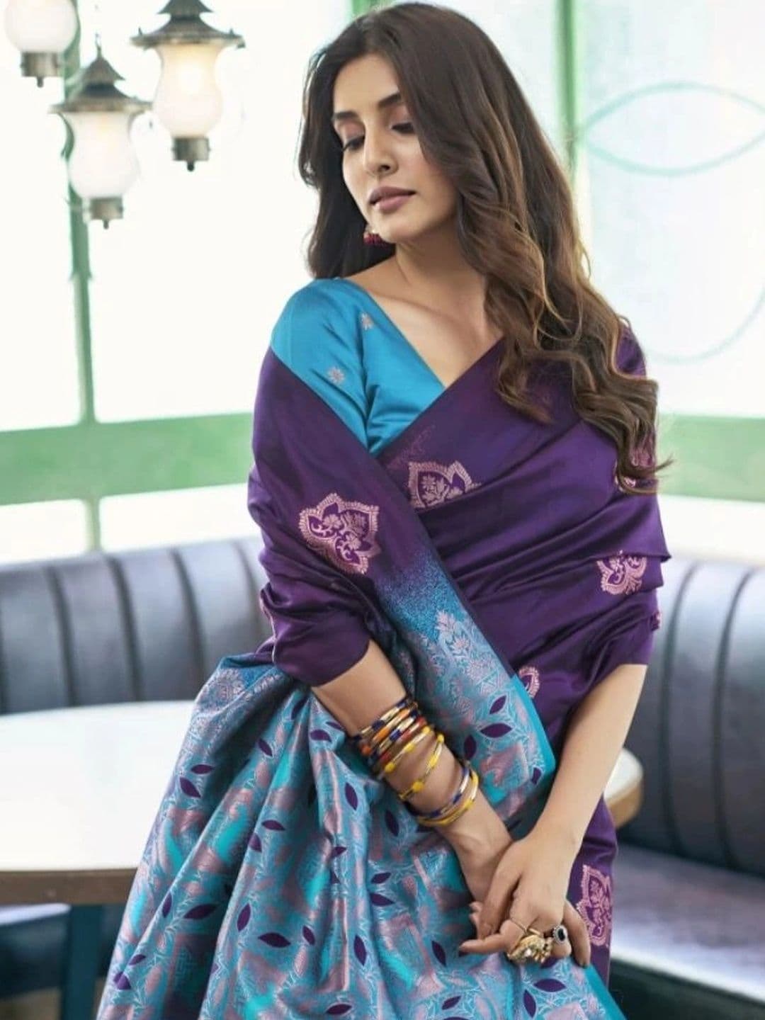 NARIVESH TRENDS Woven Design Silk Cotton Saree thumbnail 4