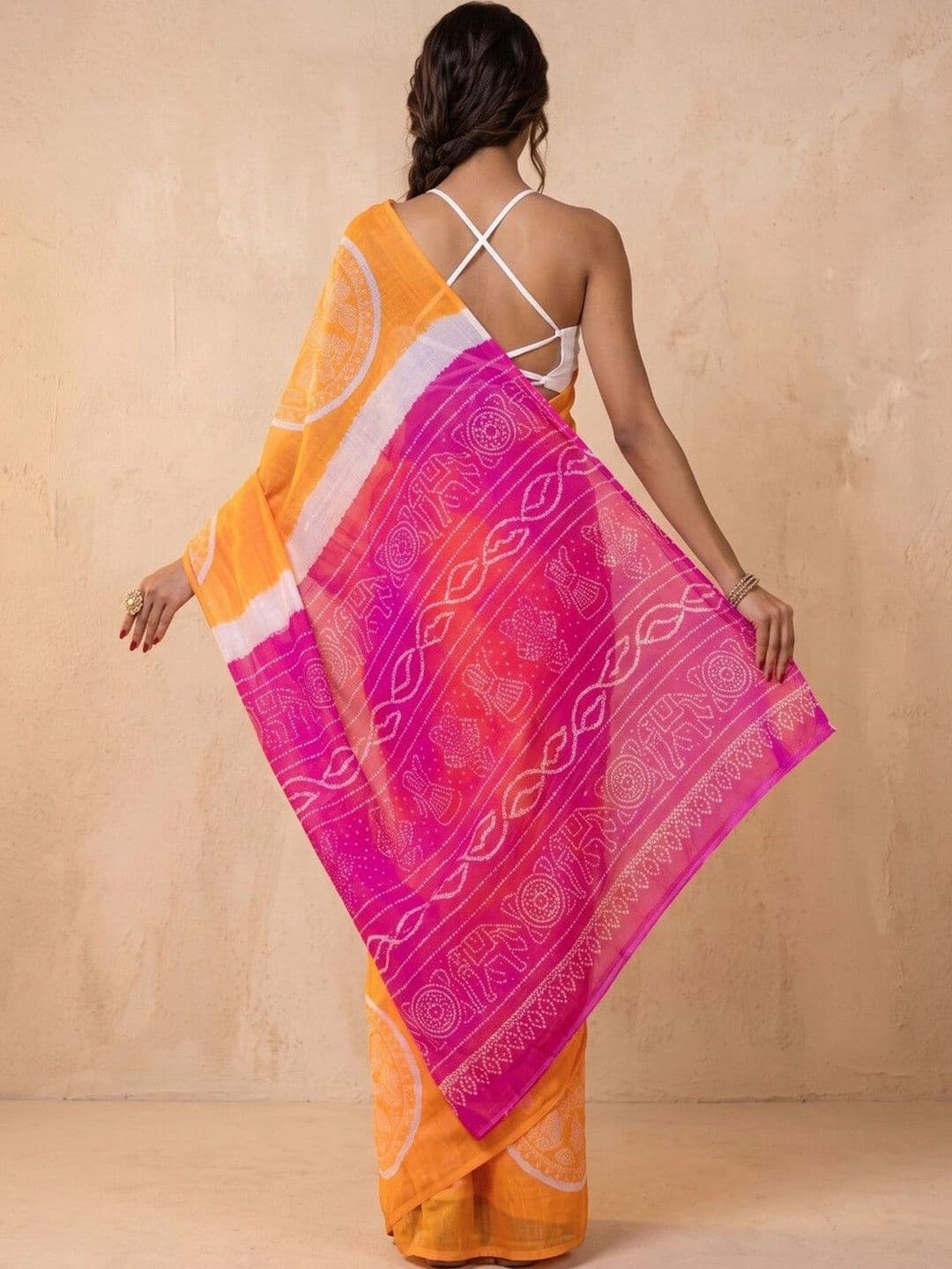 SAARA Bandhani Pure Linen Saree thumbnail 4