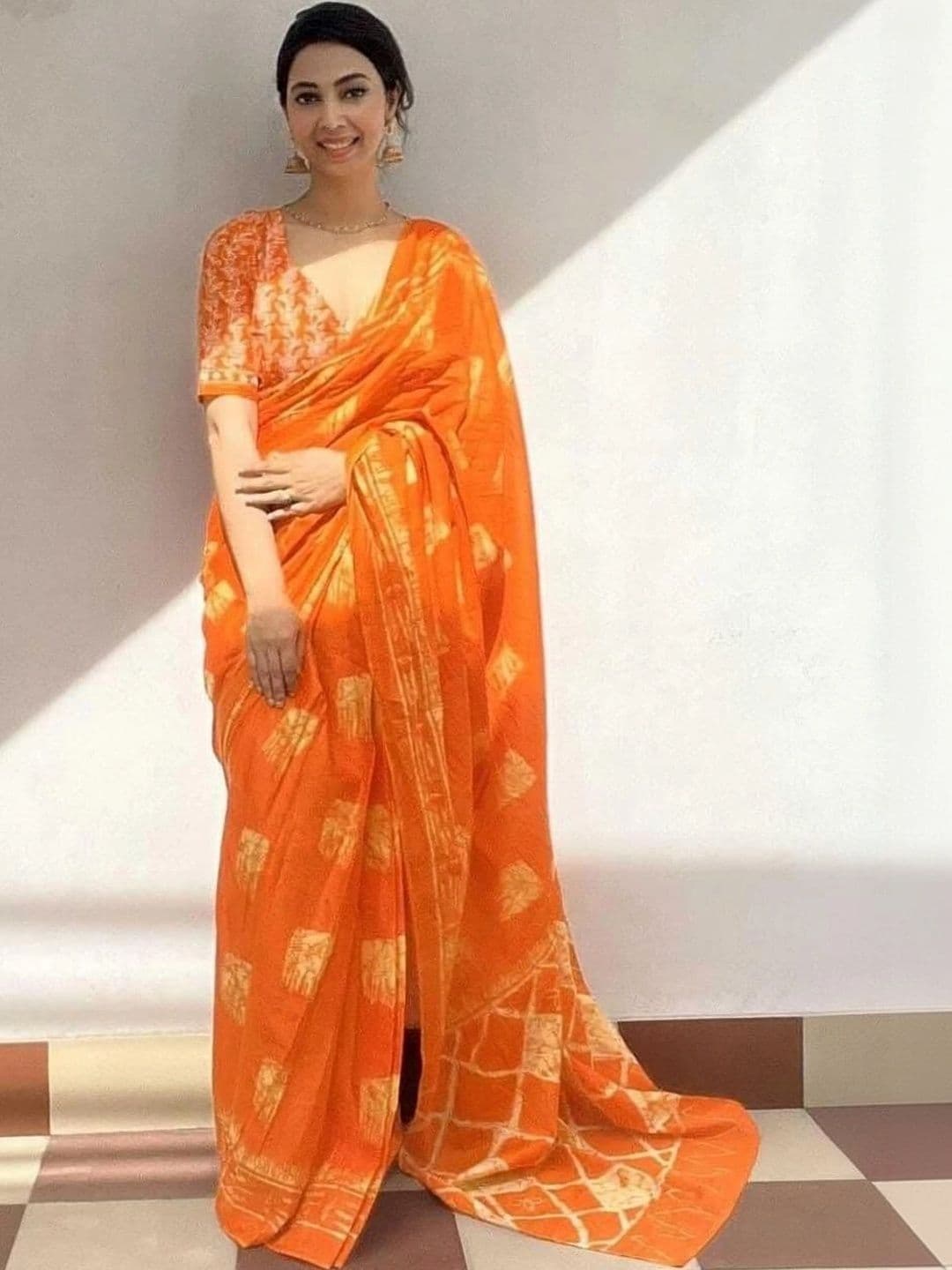 MITITA FASHION Ethnic Motifs Saree - view 1