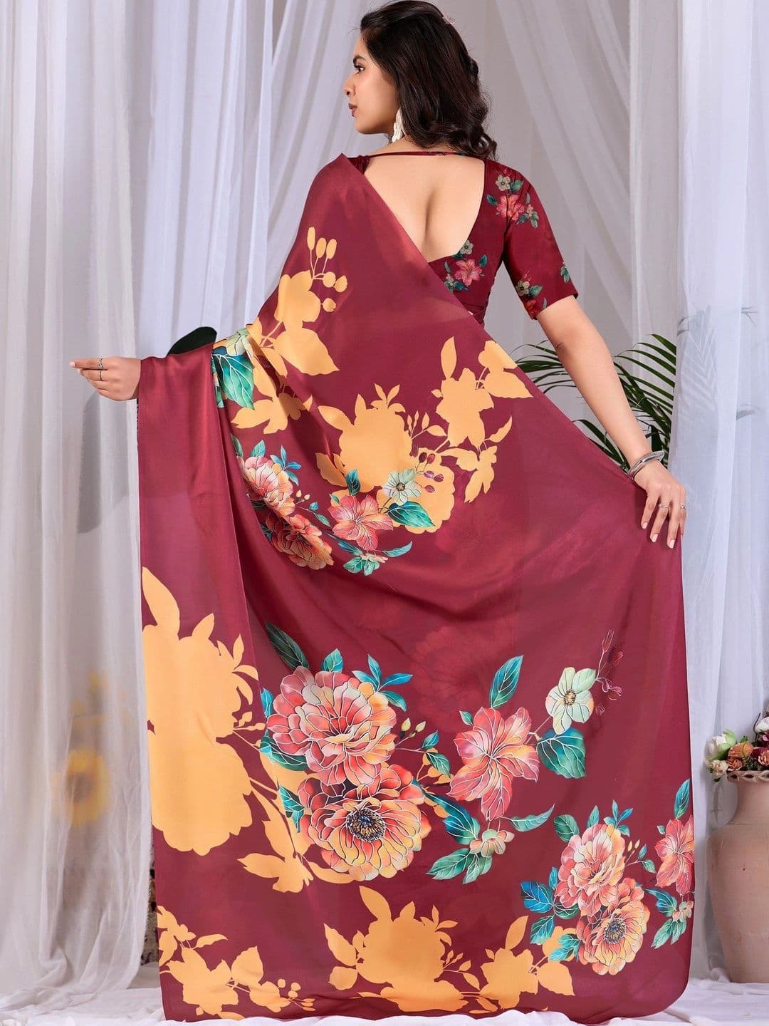 DIVASTRI Floral Satin Designer Saree thumbnail 2