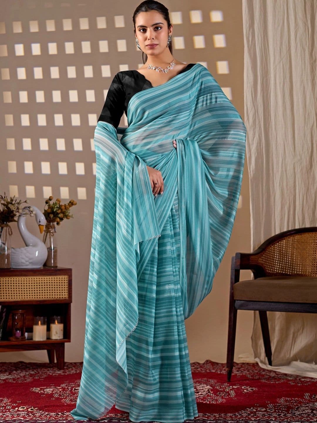 DIVASTRI Striped Poly Georgette Designer Saree thumbnail 4