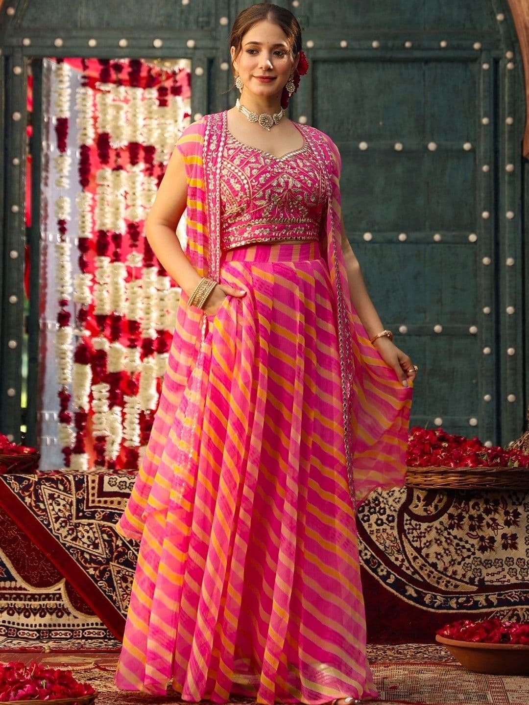 SCAKHI Embroidered Ready to Wear Lehenga & thumbnail 7